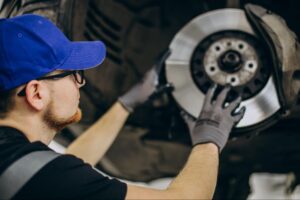 why are my brakes grinding when i stop